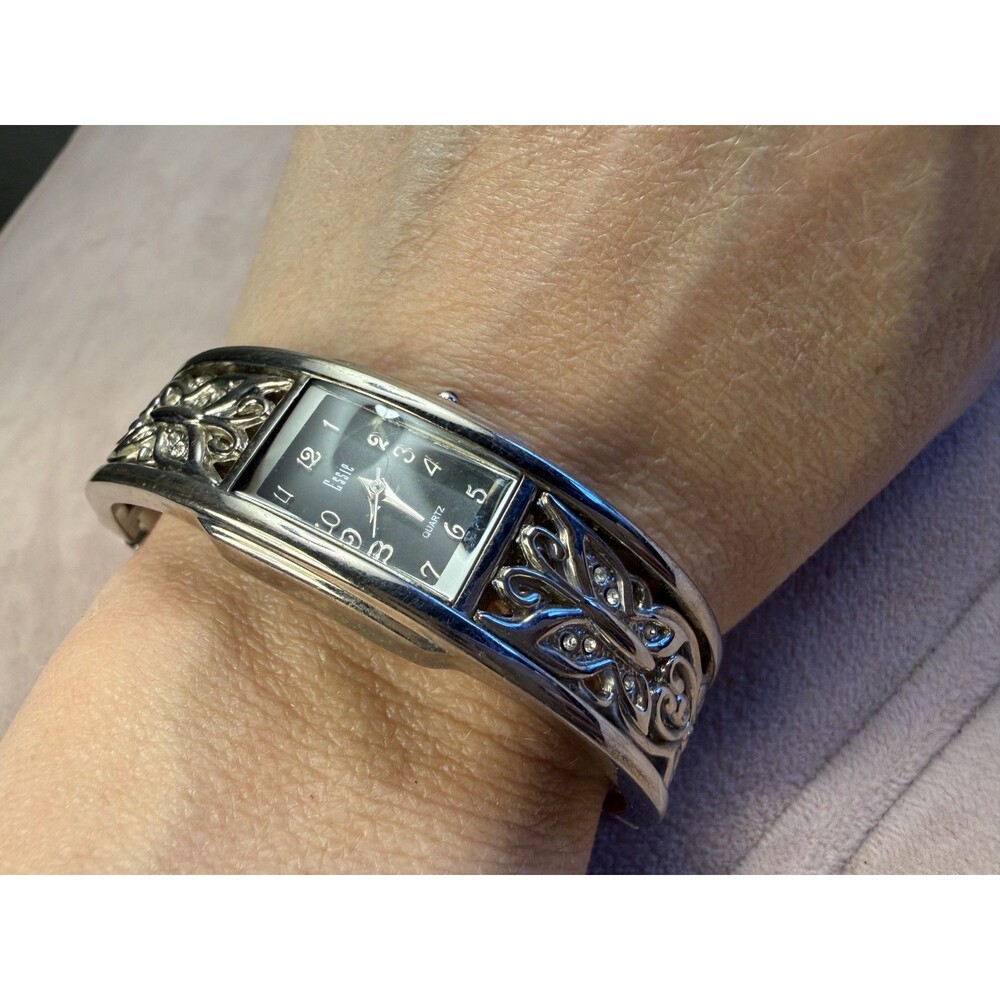 Essie Cuff Clamp Watch Boho Stylish Watch New Battery Very Clean